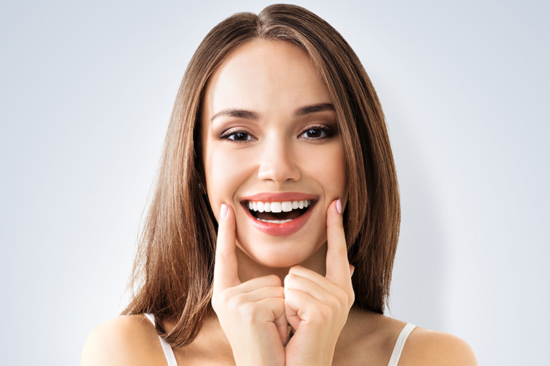 Crown Clinic London - Composite Bonding